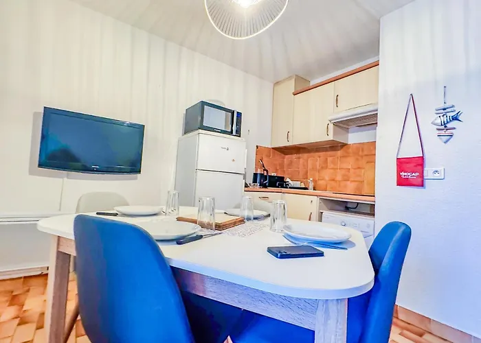 2 Pers Parking Calme * Agde