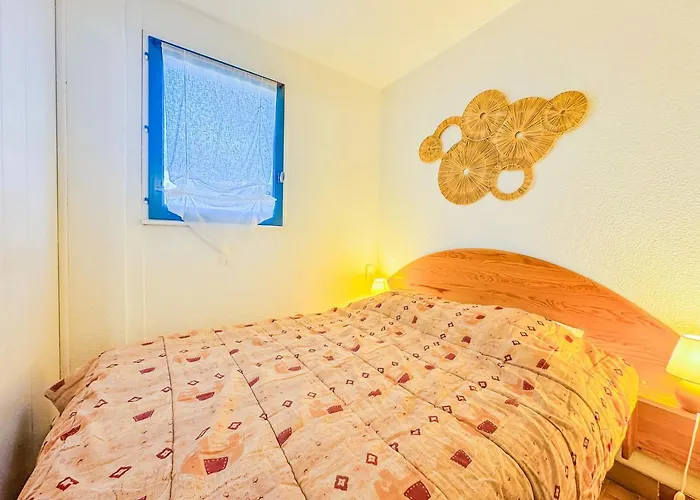 2 Pers Parking Calme Agde