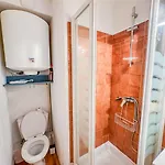 2 Pers Parking Calme Apartment *
