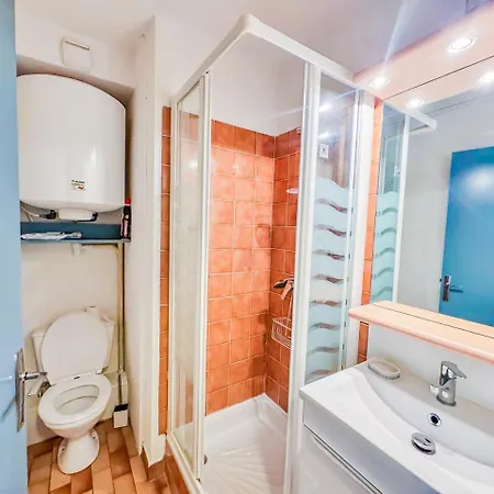 2 Pers Parking Calme Apartamento