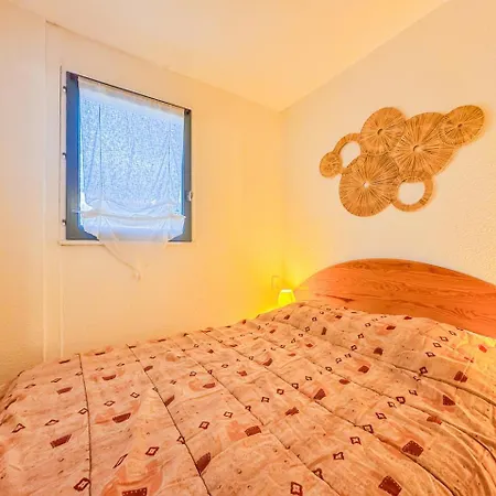 2 Pers Parking Calme Agde